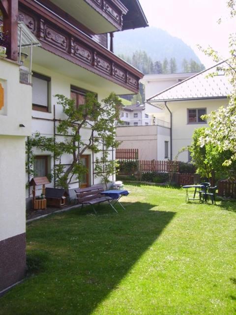 耶岑斯Haus Marion公寓 外观 照片